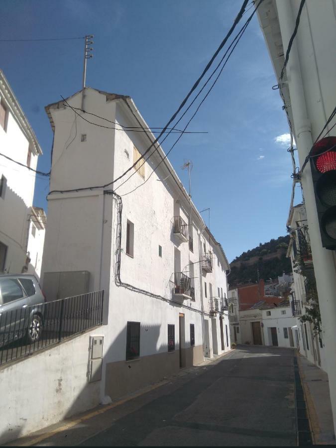 Casa Rural La Tia Rosa Daire Chulilla Dış mekan fotoğraf